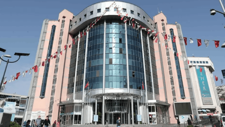 İzmit Belediye Başkanvekili