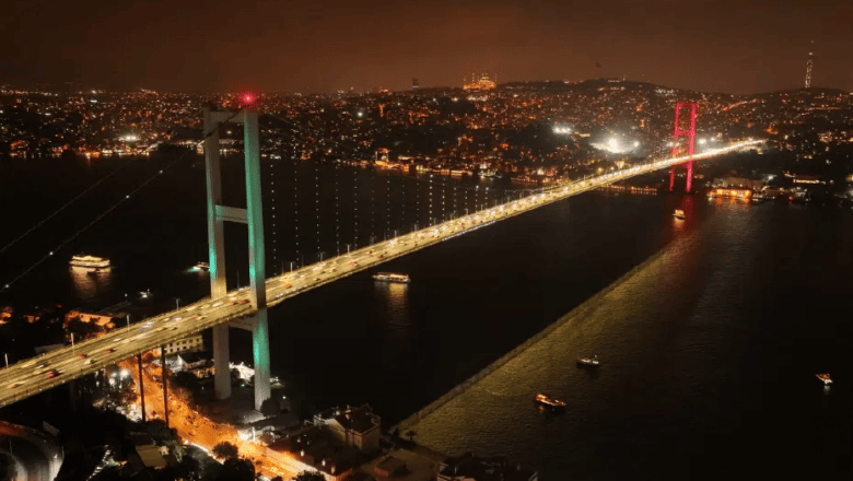 Şehitler Köprüsü Işıklandırması
