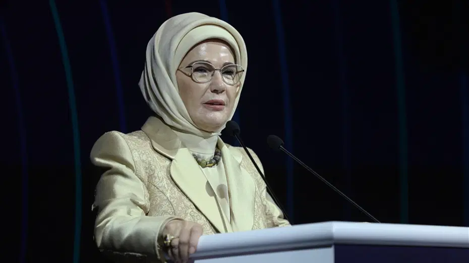 Emine Erdoğan'dan