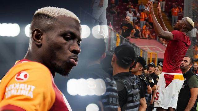 Osimhen tribüne koşu